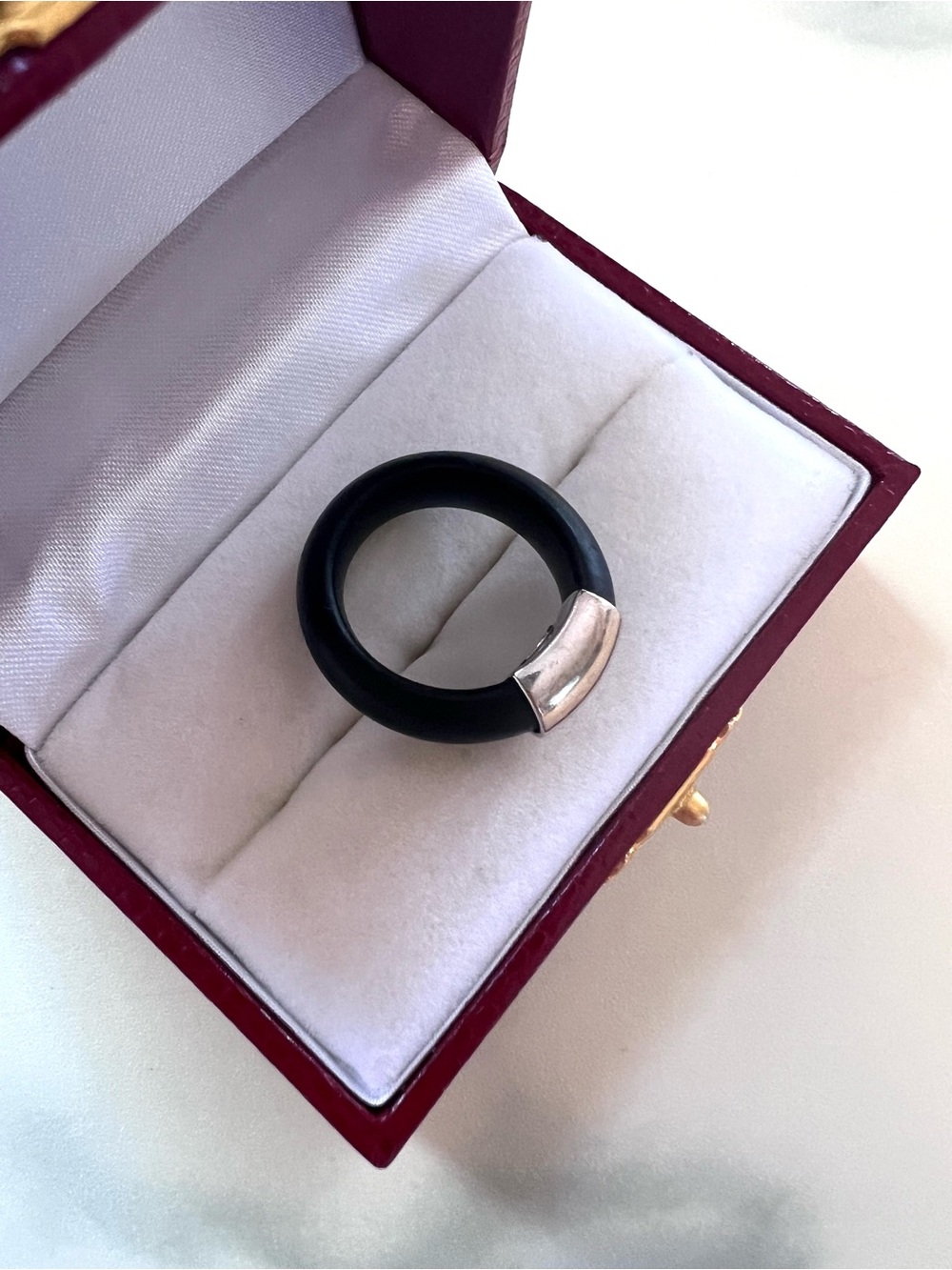 Vintage Italian 2000s Industrial 18K White Gold + Vulcanized Rubber Signet Ring
